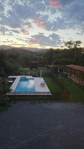 La Casa Rossa appartamento in fattoria con piscina